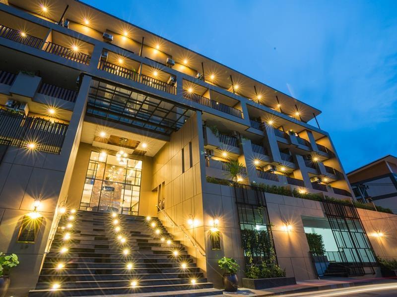 Lani Chiang Mai Hotel Exterior photo